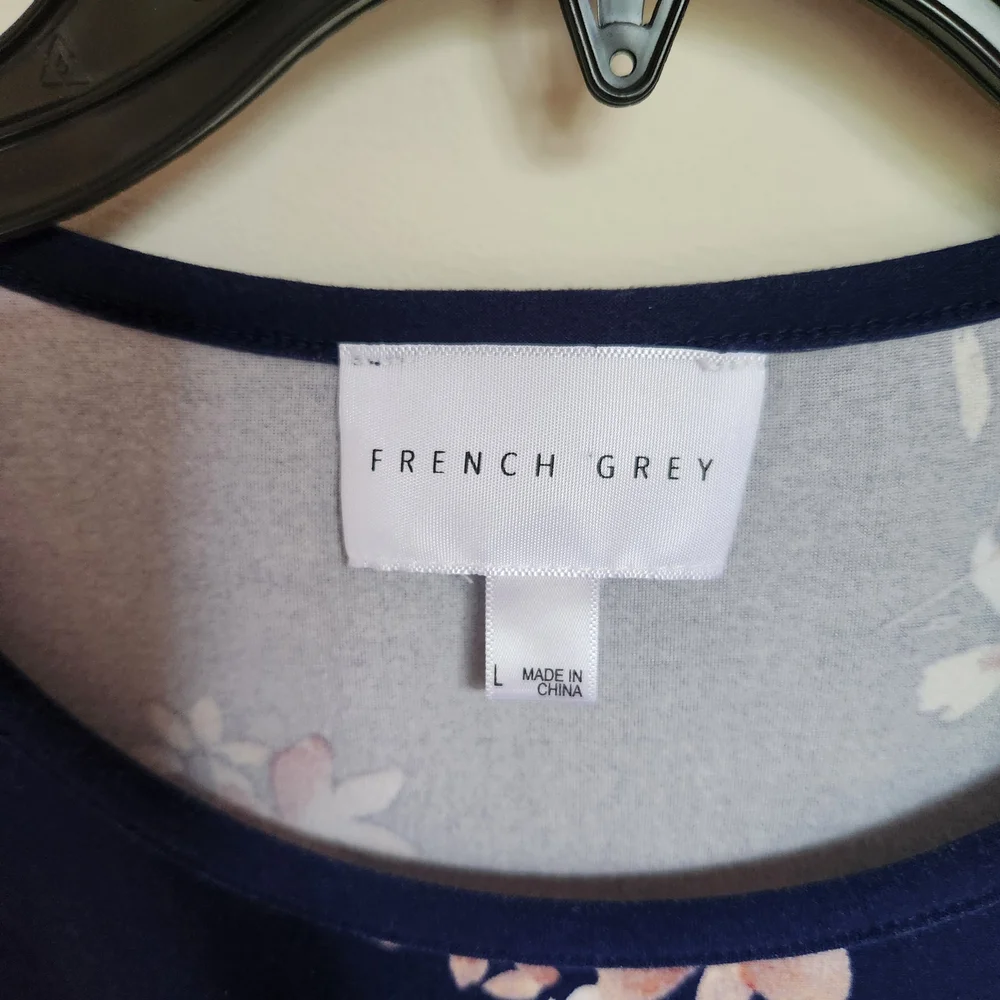 French Grey chic navy